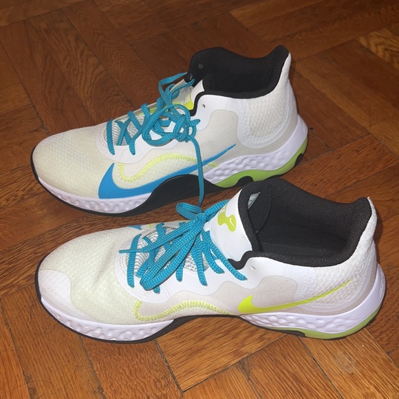 Nike WORN ONCE  Men’s size 11 Nike Renew Elevate. White light blue fury black - Picture 2 of 8